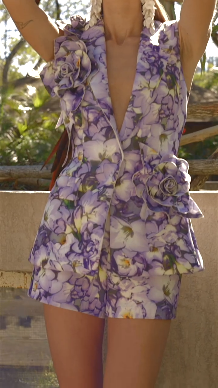 Conjunto Elegante Floral Majestic
